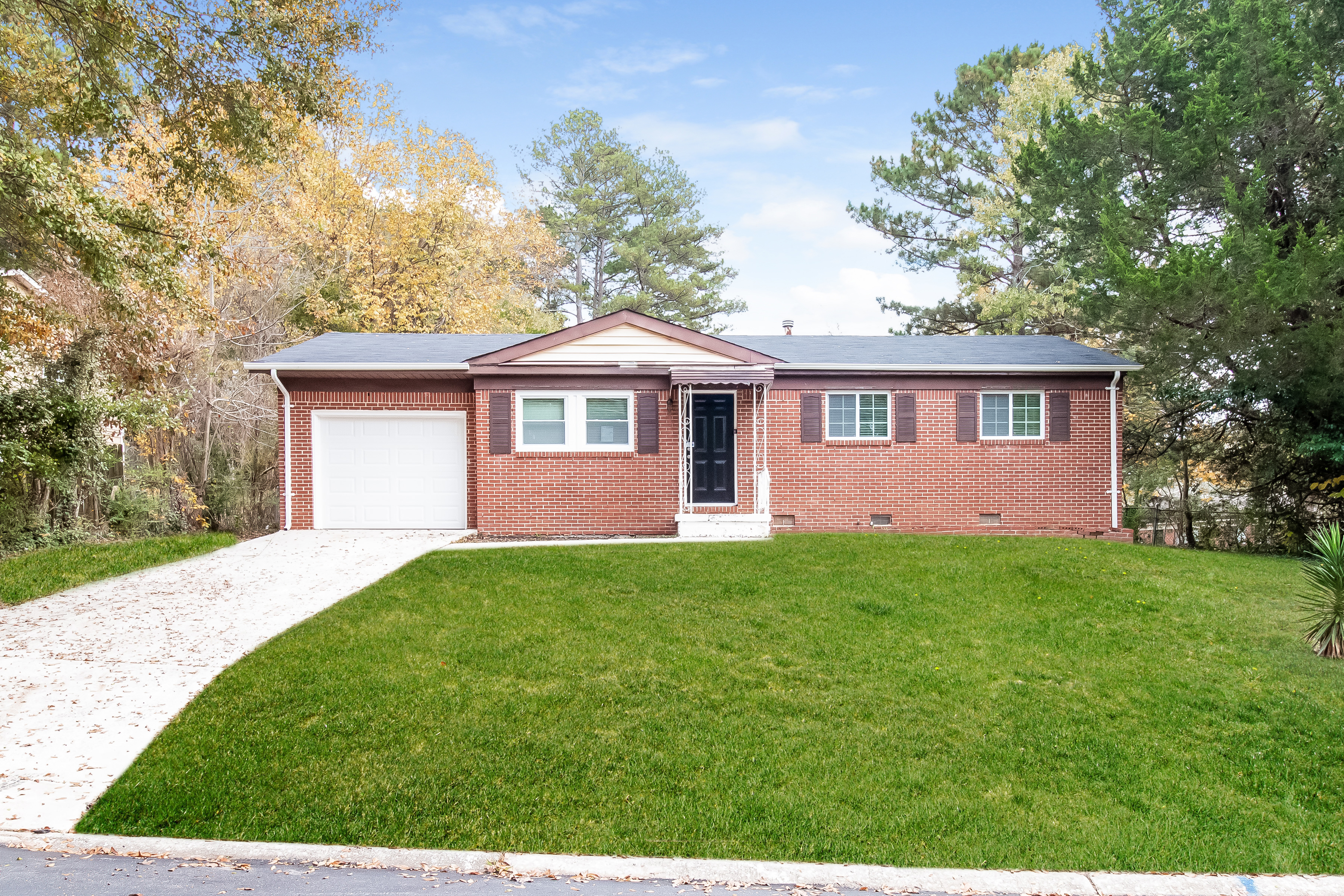 5922 Heatherwood Ln Riverdale, GA 30296